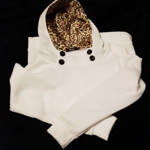 Lepoard print snow white hoodie